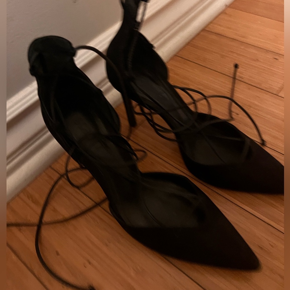 Suede Black pumps